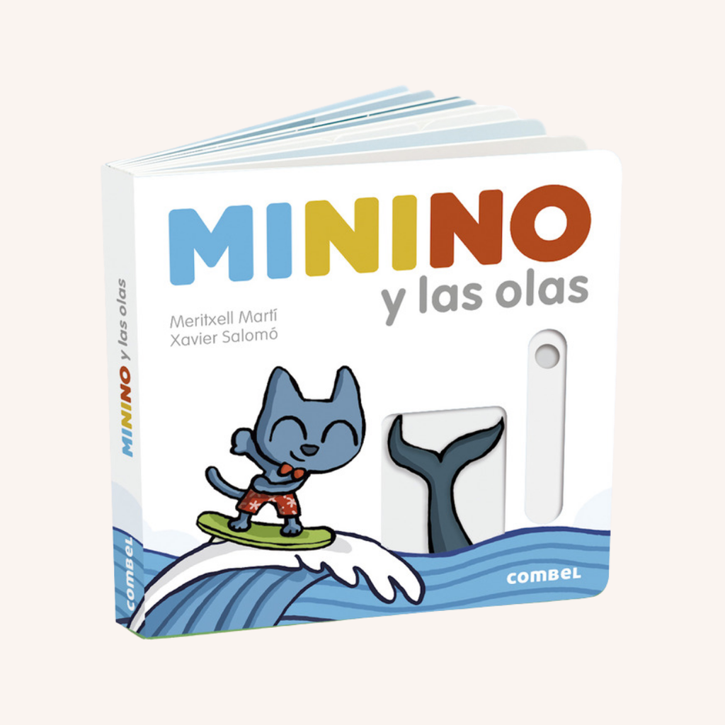 Minino y las olas